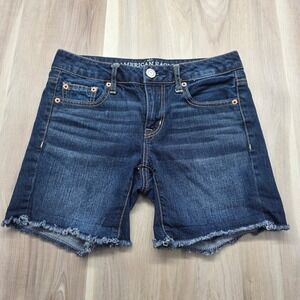 American Eagle Denim Shorts Cut Off Raw Hem Dark Wash Size 00 Womens Midi Blue